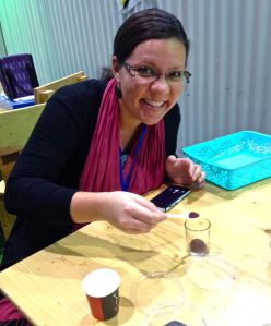 Meanwhile, Katie & I made sand decorations.